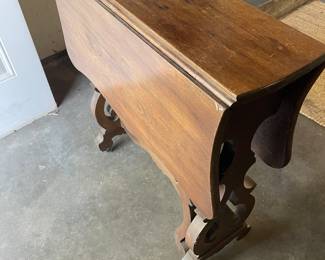AUCTION ITEM: https://www.estatesales.net/CA/Roseville/95678/marketplace/73990