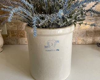 AUCTION ITEM: https://www.estatesales.net/CA/Roseville/95678/marketplace/73990