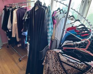 LINGERIE & SLEEPWEAR
