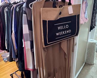 TOTE BAGS