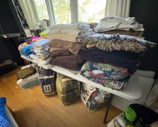 Bedding & Linens