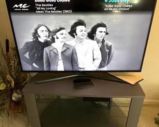 Flat Screen TV - TV Cabinet 