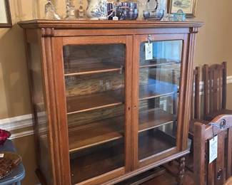 CHINA CABINET