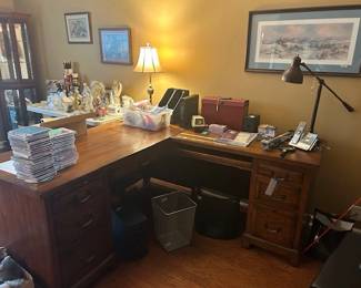L SHAPED DESK, LAMP, OFFICE MISC. CDS