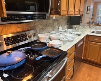 COOKWARE, DISHES