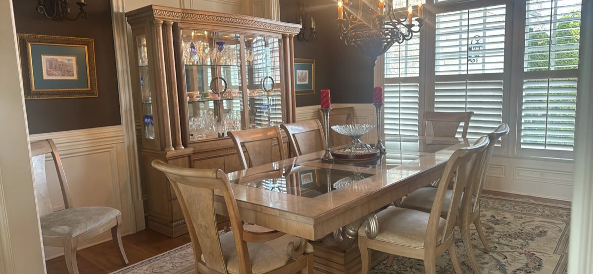 SmithDiningroomSet