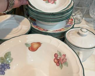 set of dishes