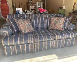 nice sleeper sofa - WILL SELL THIS NOW  WE COULD USE THE ROOM - CALL ME IF INTERESTED