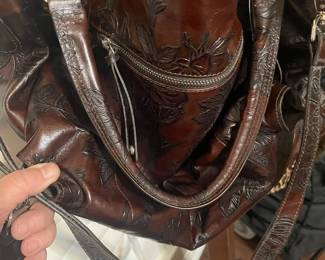 LEATHER LADIES PURSES