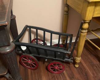 WOOD VINTAGE WAGON