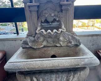 working PERIGOLD cement fountain $250 