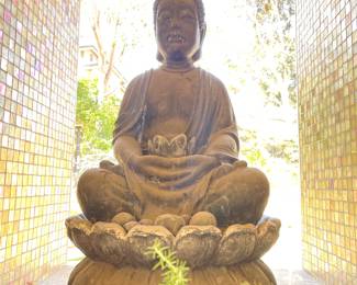 Buddha Fountain - it does not have the pump