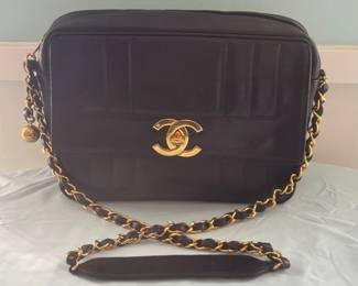 Chanel Vintage Vertical Caviar Flap Bag In Black Gold Hardware