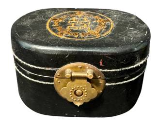 Chinese Black Lacquered Trinket Box