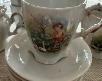 Antique child tea set (swan image)