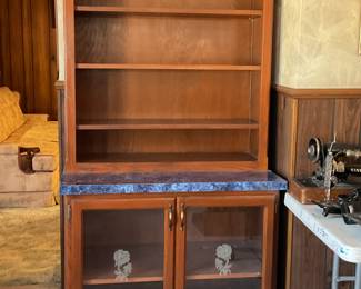 Beautiful wooden cabinet with marble like counter 39x72x22