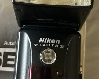 Nikon Speedlight SB-28