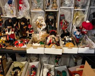 MORE NUTCRACKERS AND SMOKERS! mostly Steinbach 