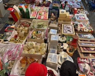 So many cool vintage ornaments and high end ornaments