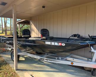 15ft Xpress fishing boat with 18hp motor, trolling motor and trailer 