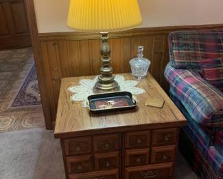 End table with storage 