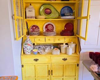 Fun yellow storage cabinet