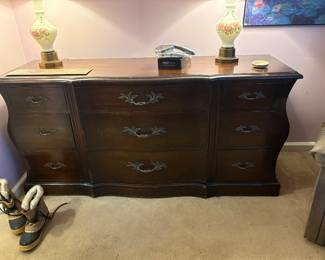 dressers