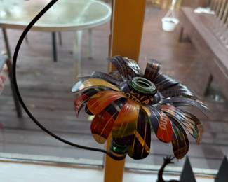 bird houses and feeders