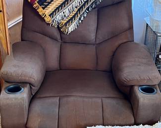 Great chair! It not only reclines, but it will assist you in standing! What more could you want!