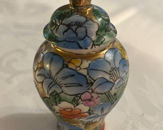 Japanese temple jar with lid, hand painted