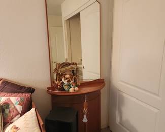 Vintage mid century corner shelf/mirror
