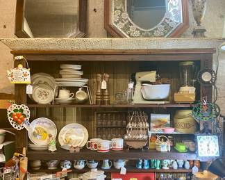 Kitchenalia!!
Vintage wall mirrors