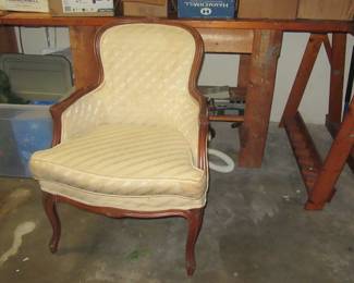 jan chair in yellow