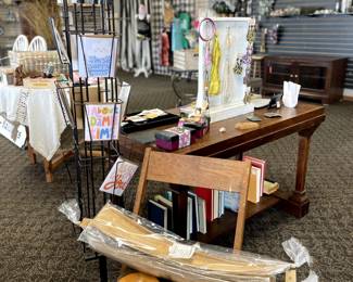 accessories, new cards, card stand, chairs and home decor items