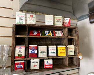 vintage spice tins, vintage sode crate