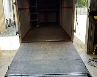 REAR RAMP DOOR