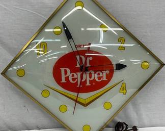 21IN. 1968 DR. PEPPER PAM CLOCK