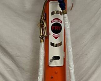 Restored Fry Model 17 ‘Mayo West’ 5-Gallon Visible Gulf Gas Pump