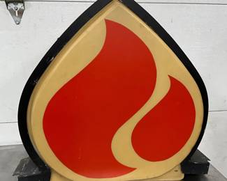28 x 26-Inch Lighted Flame American Sign