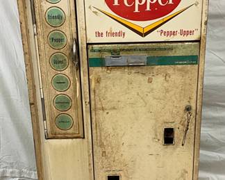 Vintage Dr Pepper Vending Machine by Vendorlator Mfg. Co.