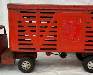 22 1/2 x 9 1/2 Dunwell Toys Pressed Steel Livestock Truck