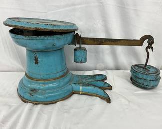 Howe Model 18×9 Cast Iron Scale with Weights
