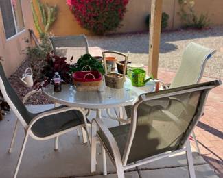 Cute patio furniture.