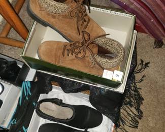 Ladies Shoes