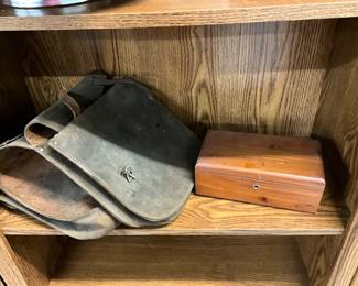 Saddle Bags - Lane Mini Sales Person Sample Cedar Wood Hope Chest / Jewelry Box