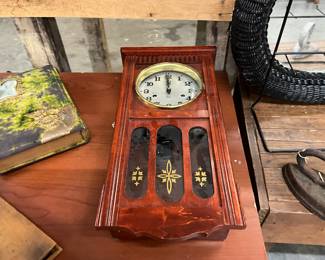 Polaris 31 Day Hanging Pendulum Wall Clock