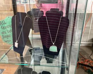 Broken China Porcelain Necklaces - Green Jadeite