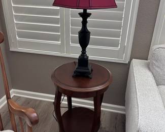Accent table