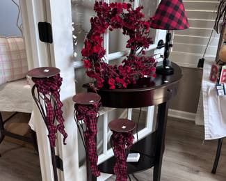 Seasonal decor
