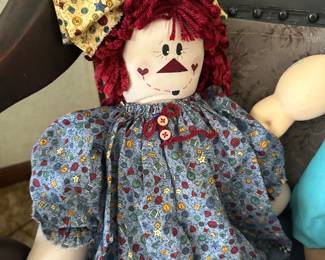 This looks like a country version of Raggedy Ann